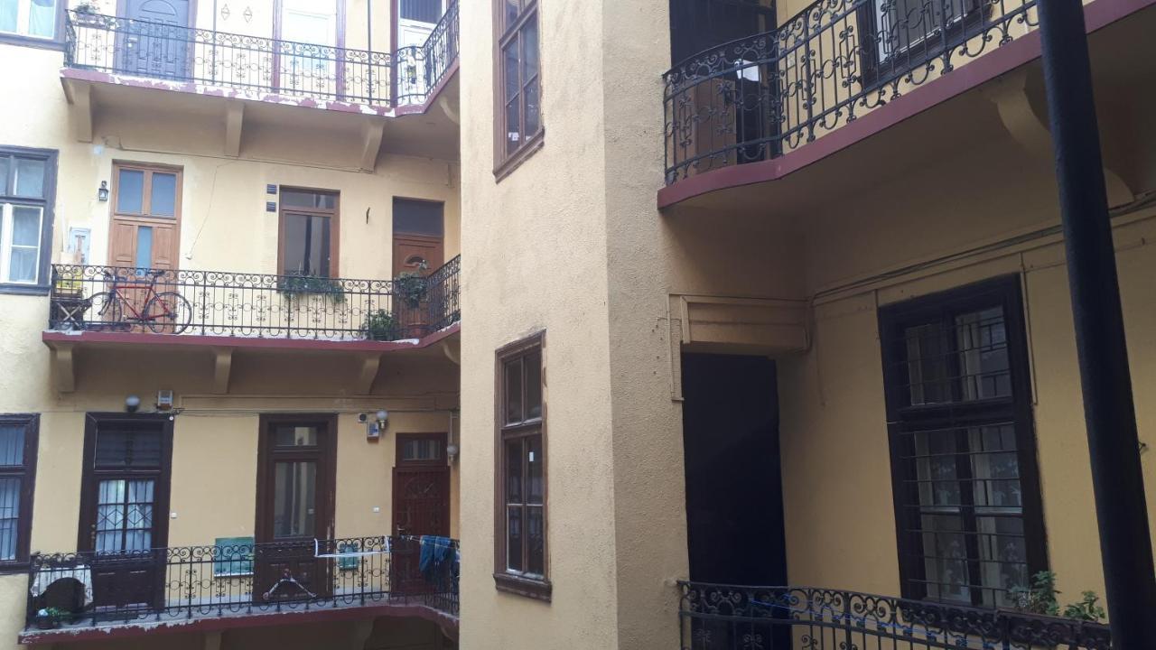 Charming & Design Apartment Budapest Exterior photo